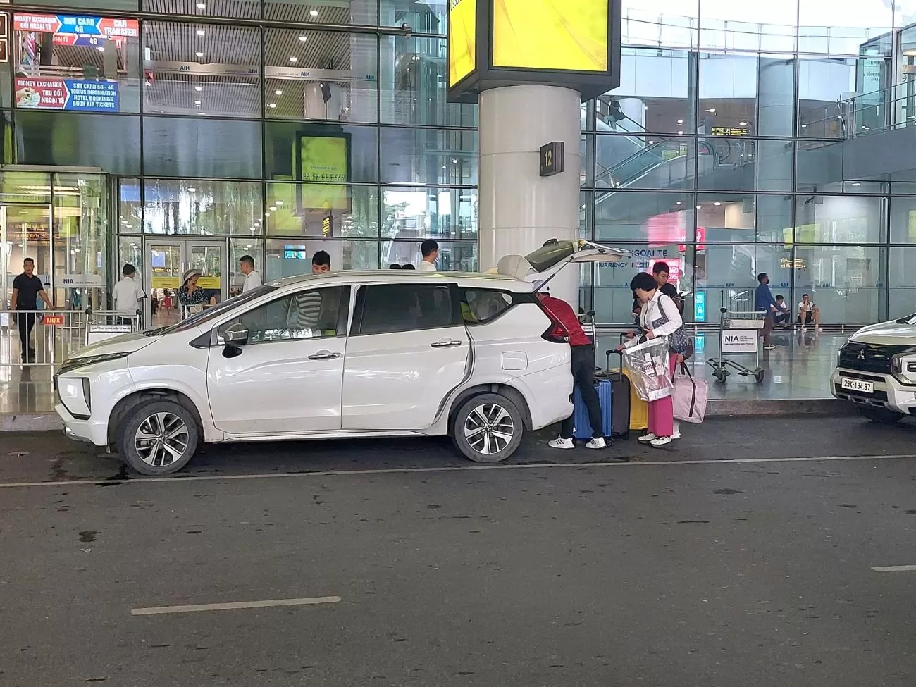 Thu&ecirc; Xe Nội B&agrave;i đi Chương Mỹ 