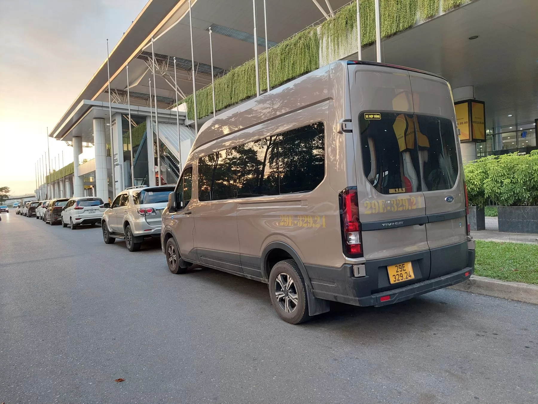 taxi nội bài đi hoa lư -4