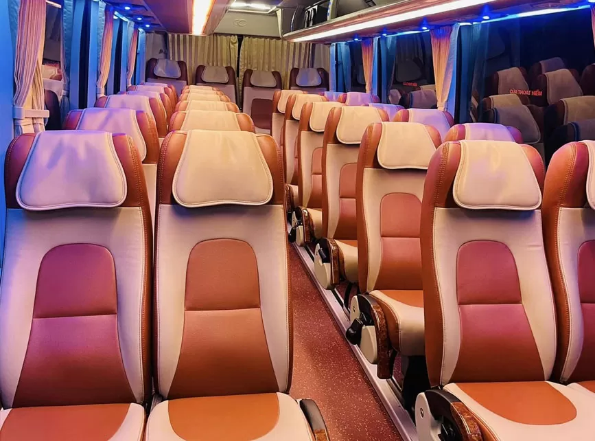 thuê xe 29 chỗ đi nội bài