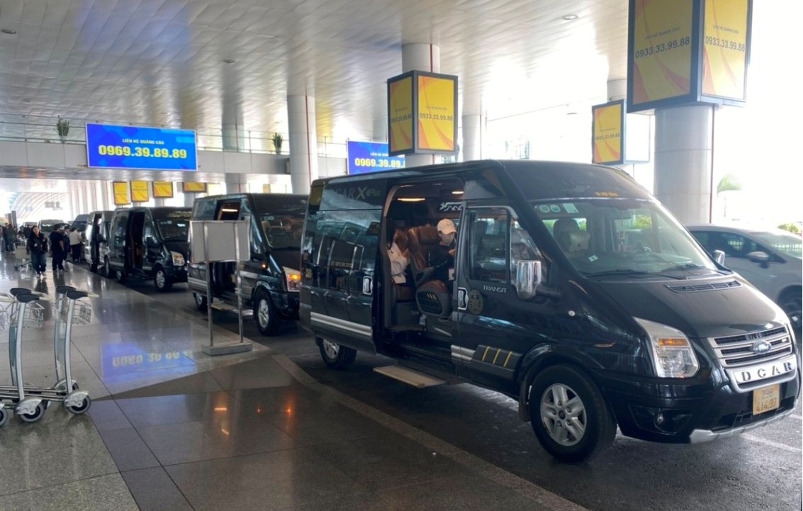 Đặt Xe 9 chỗ Limousine Nội Bài Giá Rẻ