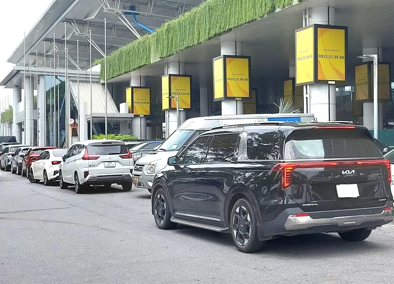 Xe Taxi Nội B&agrave;i đi Ninh B&igrave;nh