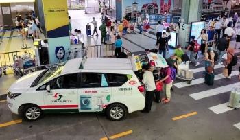 Kinh nghiệm đón xe taxi tại sân bay đảm bảo an toàn, không bị hớ