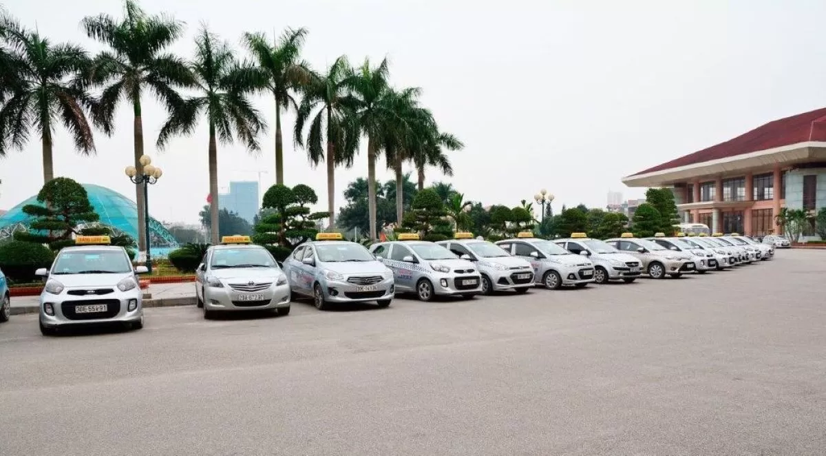 Các hãng taxi chạy đêm ở Hà Nội và 9 lưu ý quan trọng cần biết